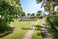 VillaBloom Driveway VillaBloom Driveway