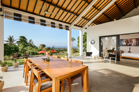 VillaBloom OutdoorDining VillaBloom OutdoorDining