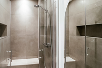 DumontResidence Bathroom02