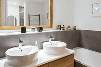 DumontResidence Bathroom03
