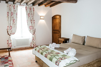 TheMayVilla Bedroom02