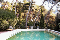 AvenuedesFauvettes Pool