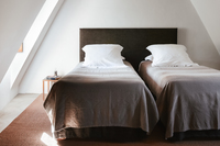 LePressoir Bedroom2