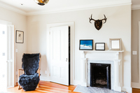 OceanViewAve Mantel