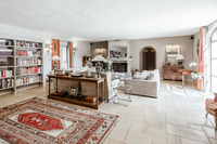 RuedesMejeansResidence LivingRoom2