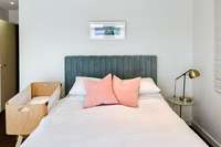 BrookStreet Bedroom2