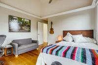 SheffieldAvenueResidence Bedroom4