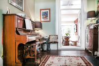 StThomasLiving029