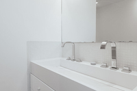 TheTweedeHelmerstraatResidence MasterBathroom