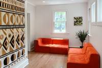 TheHaddonPlaceResidence Seating