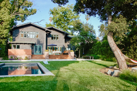 TheNorthHollistonAvenueResidence 17