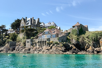 TheRueDuPontDuDiableResidence 1