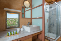 The Loutraki Beach Residence