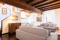 The Via Adamo del Pero Residence
