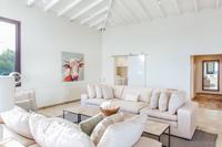 SandcastleVilla BH Living Room 371