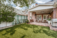 TheStanfordAvenueResidence 25 TheStanfordAvenueResidence 25