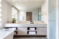 Porto Sani _ Suite Bathroom_2880x1920