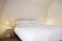 APT6_BEDROOM_SIDE