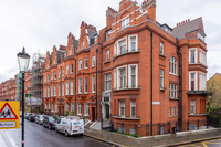 The Draycott Place Residence