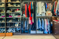 V closet