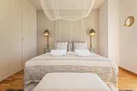 The Carrer de Salvador Residence