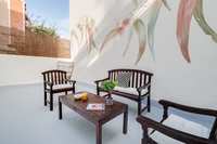The Carrer de Verdi Residence 
