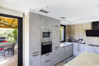 The Avenue de la Leque Residence