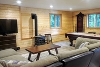 maple creek game room 1