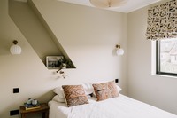 HG guest room 1A resized