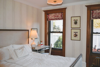 Large Bedroom (Pic #1) v1