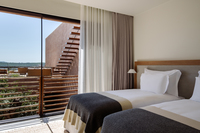 The Pinnacle   Twin Bedroom