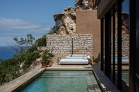 The Cliffhanger   Pool Area
