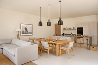 3 bedroom residence   Dining