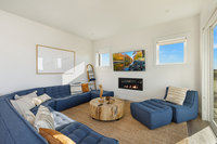 The S Cohasset Crest Residence