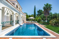 The Rua Palmeira Residence