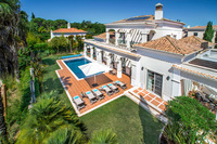 The Rua Palmeira Residence