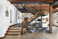 The Carrer de la Reina Residence 