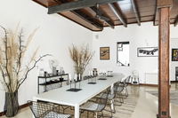The Carrer de la Reina Residence 