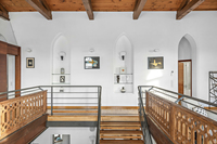 The Carrer de la Reina Residence 