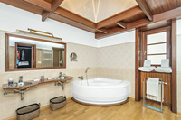 The Carrer de la Reina Residence 
