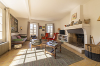 The Rue Pare Neuve Residence