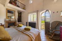The Rue Pare Neuve Residence