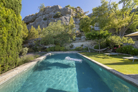 The Rue Pare Neuve Residence