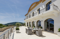 The Chemin de la Corniche Residence