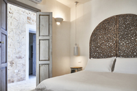 The Santo Scalone Residence