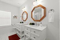 The home also has a garage that can fit one car in it.
| White Sands by Boutiq Luxury Vacation Rentals | Destin, Florida