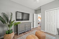 The bunk room is perfect for all the kids. While the adults relax on the king beds, kids can gather in their own space here. 
| White Sands by Boutiq Luxury Vacation Rentals | Destin, Florida