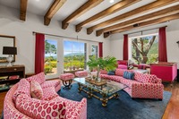 The El Cielito Residence