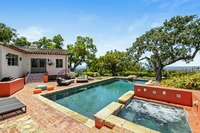 The El Cielito Residence