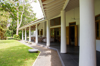 The Padinnoruwa Road Residence